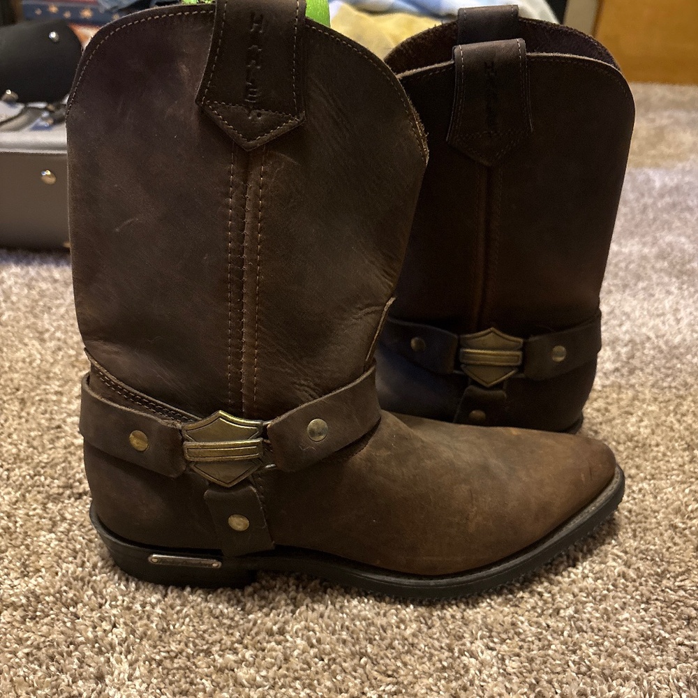 Harley Davidson Ladies Leather Harness riding boots- New without tags!